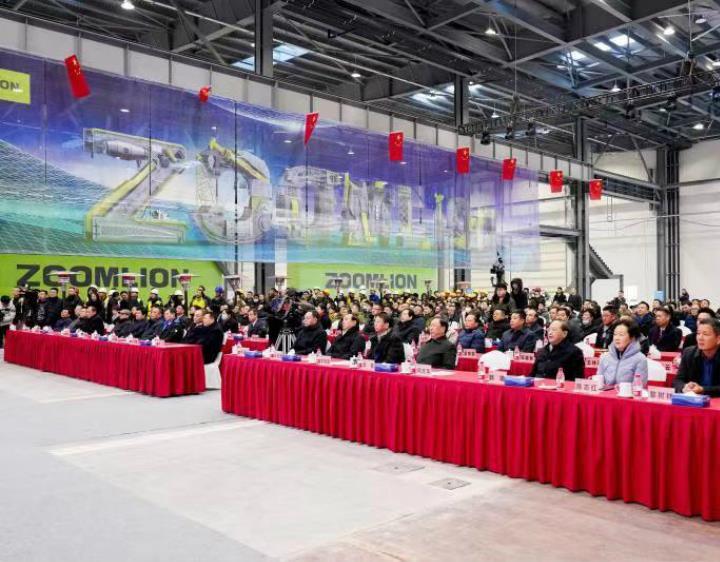 打造先进装备制造高地 9001cc金沙以诚为本重科智慧工业城建设如火如荼_专题专栏_新闻中心_9001cc金沙以诚为本