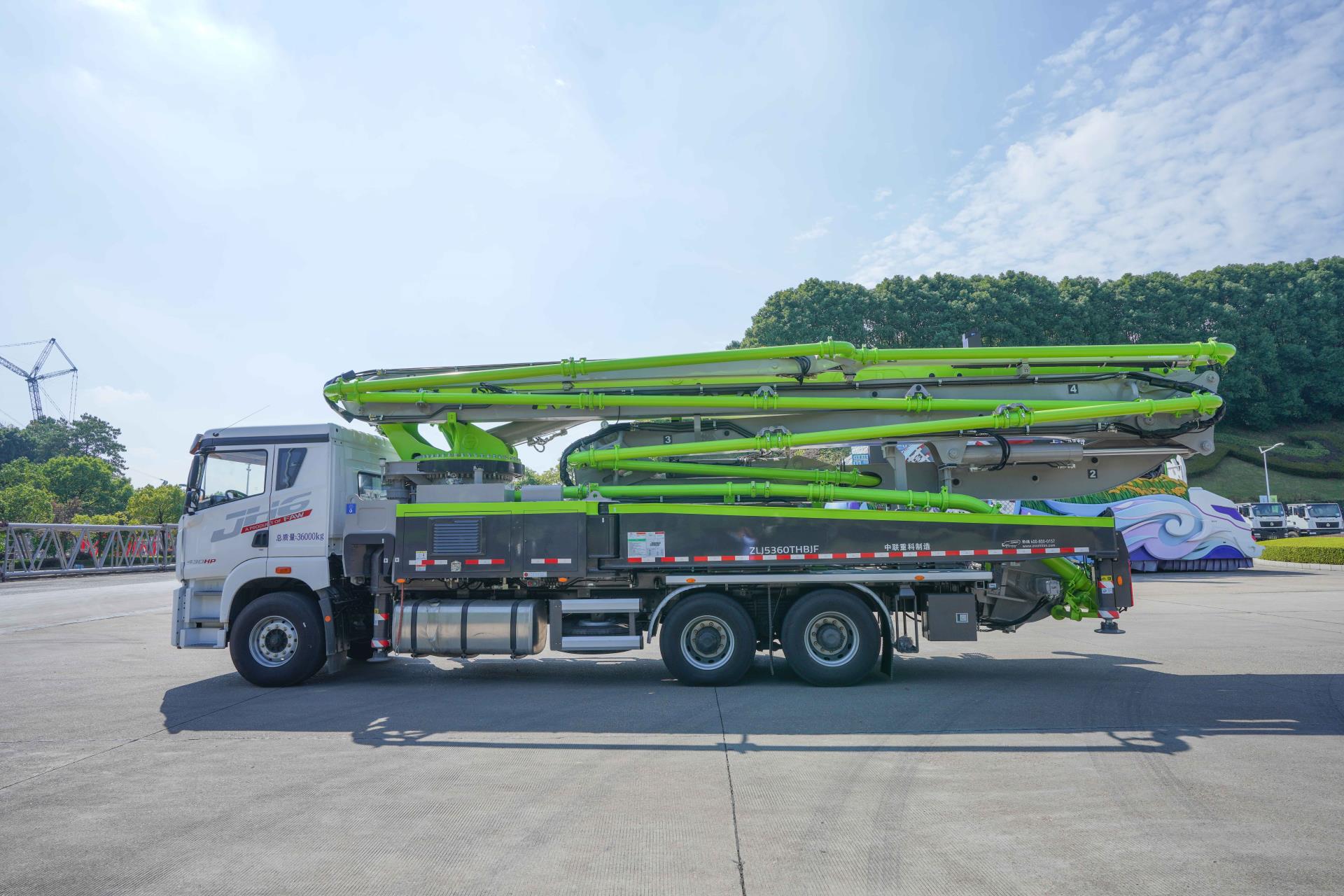 三桥52M解放国六泵车_产品型号_产品段位_小类_混凝土机械_工程机械_产品中心_9001cc金沙以诚为本