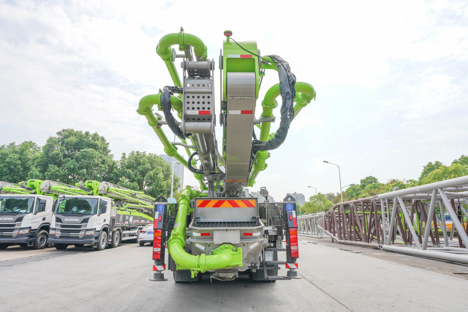 三桥50M重汽汕德卡国六泵车_产品型号_产品段位_小类_混凝土机械_工程机械_产品中心_9001cc金沙以诚为本