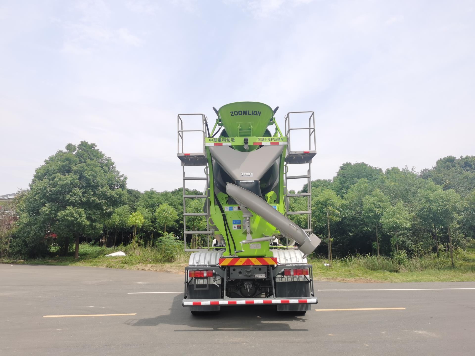 四桥12F重汽豪沃搅拌车（E系列）_产品型号_产品段位_小类_混凝土机械_工程机械_产品中心_9001cc金沙以诚为本