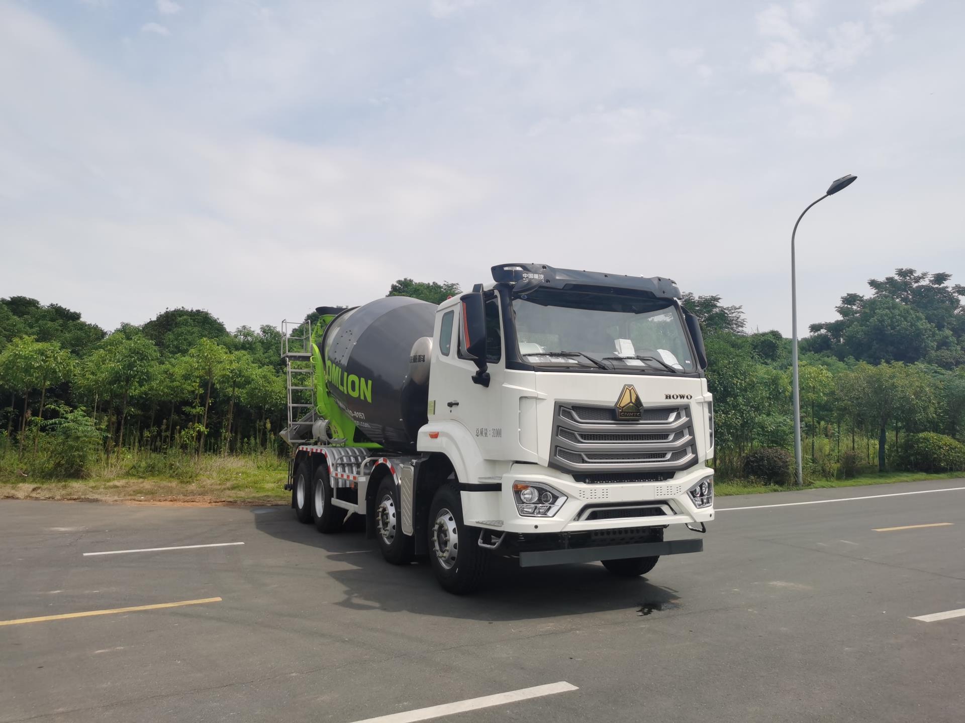 四桥12F重汽豪沃搅拌车（E系列）_产品型号_产品段位_小类_混凝土机械_工程机械_产品中心_9001cc金沙以诚为本