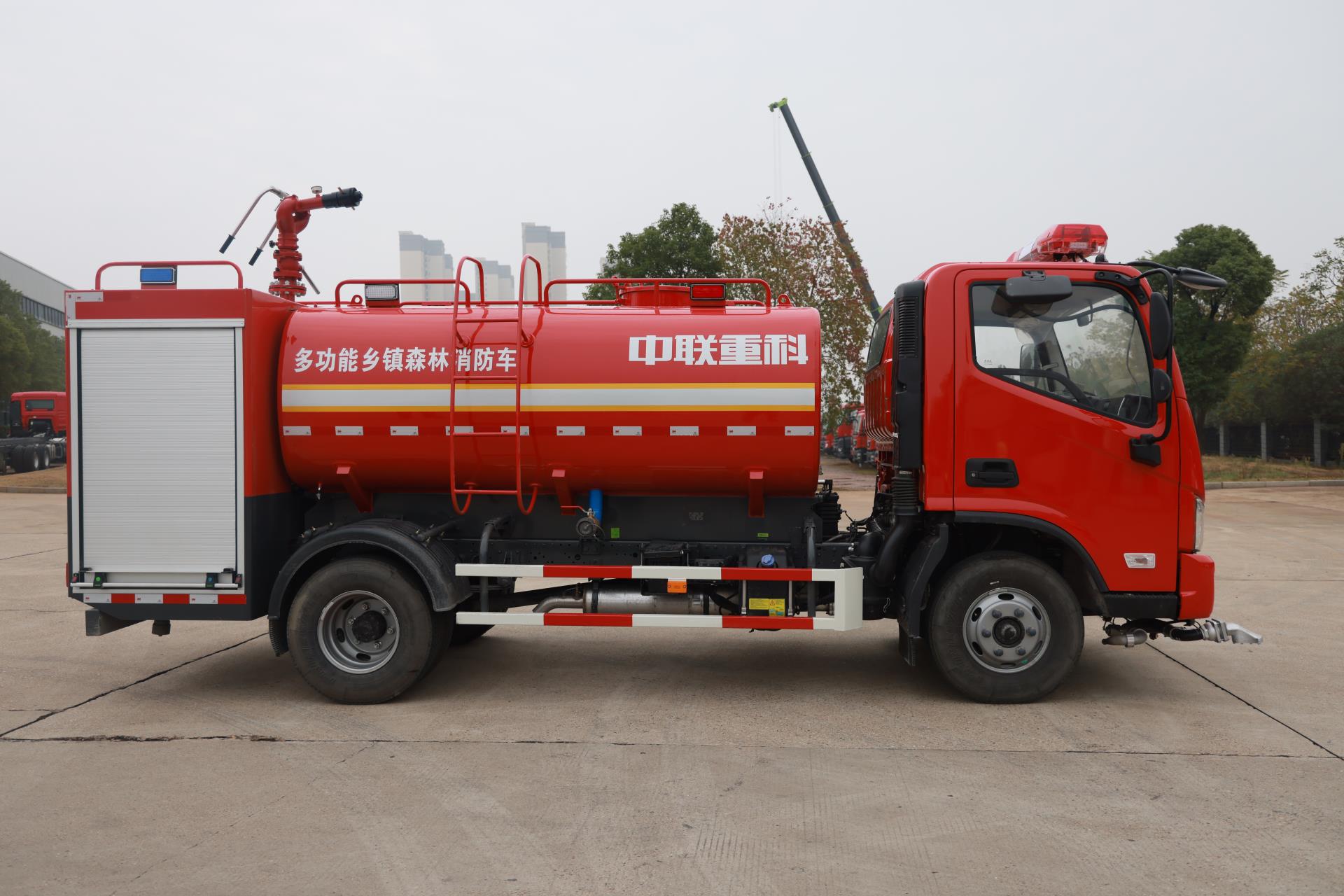 ZLF5080GXFSG35-6S型水罐消防车_产品型号_产品段位_小类_应急装备_产品中心_9001cc金沙以诚为本