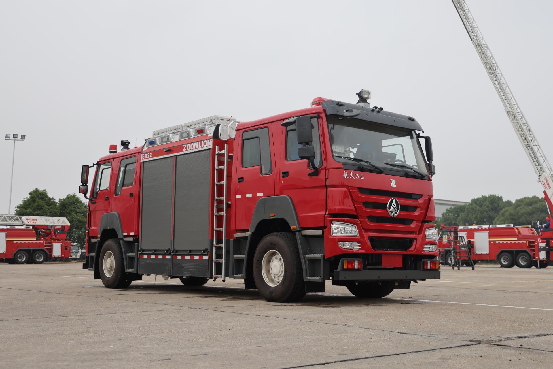 SD22型双向行驶主战消防车_产品型号_产品段位_小类_应急装备_产品中心_9001cc金沙以诚为本