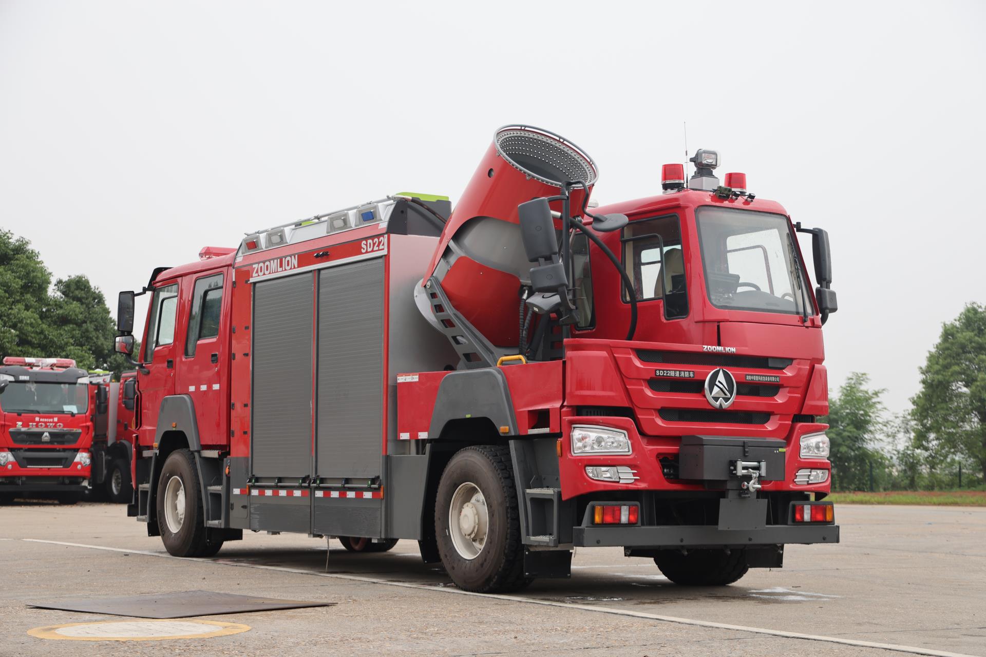 SD22型双向行驶主战消防车_产品型号_产品段位_小类_应急装备_产品中心_9001cc金沙以诚为本