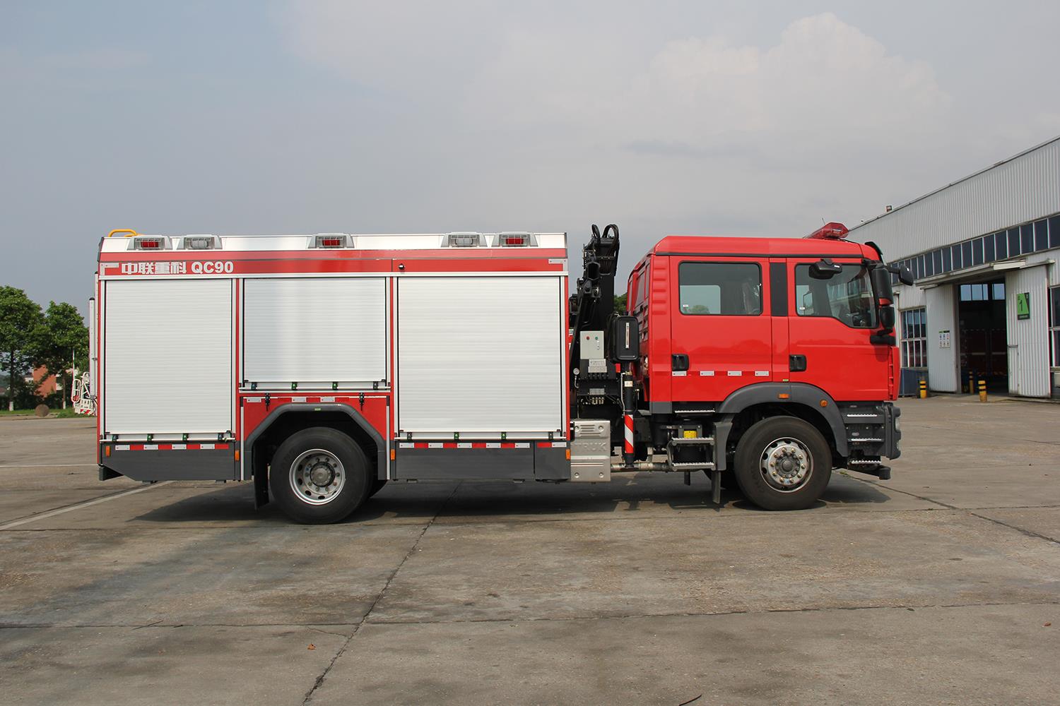 ZLF5160TXFQC90-6器材消防车_产品型号_产品段位_小类_应急装备_产品中心_9001cc金沙以诚为本