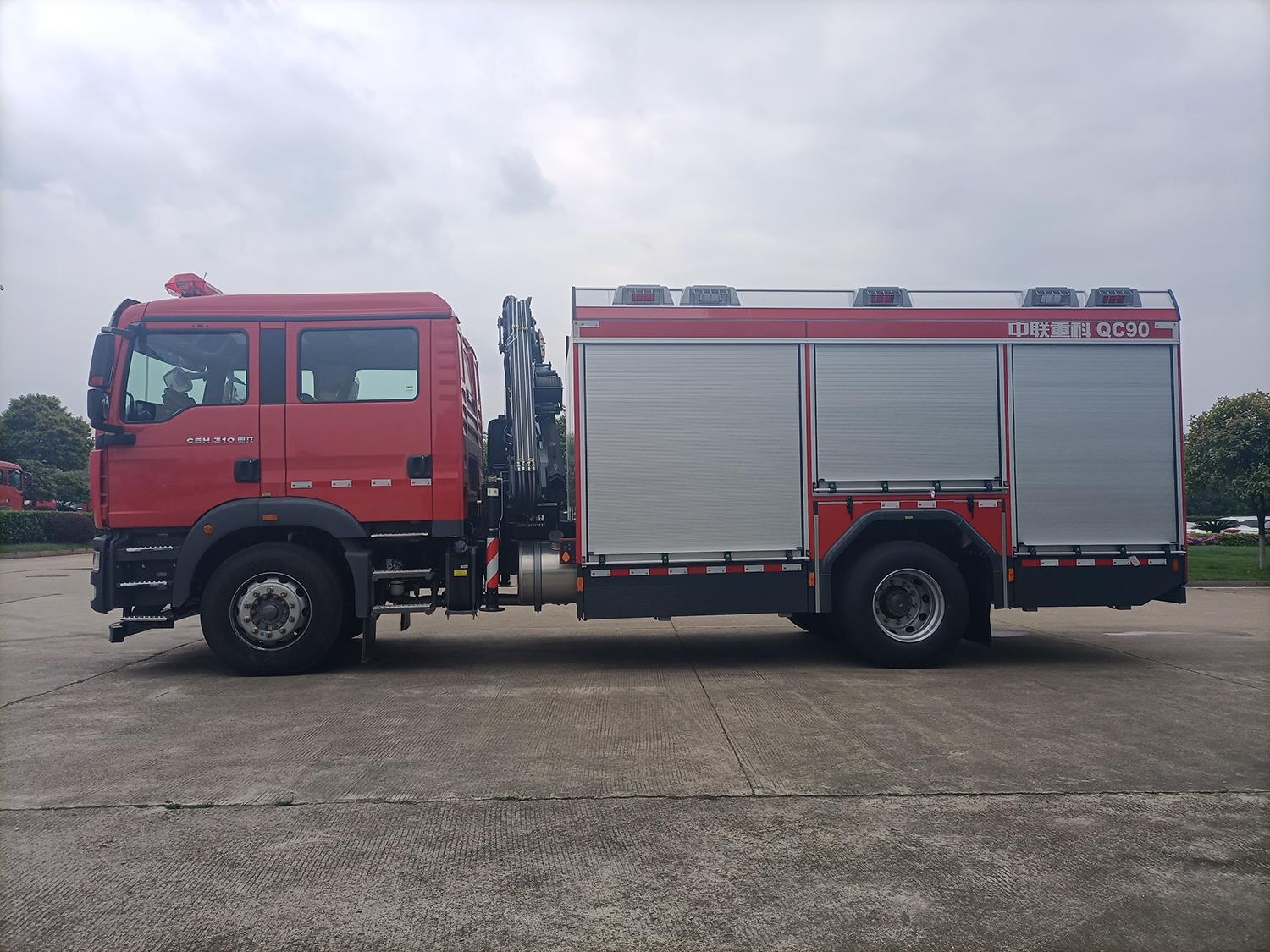 ZLF5160TXFQC90-6器材消防车_产品型号_产品段位_小类_应急装备_产品中心_9001cc金沙以诚为本