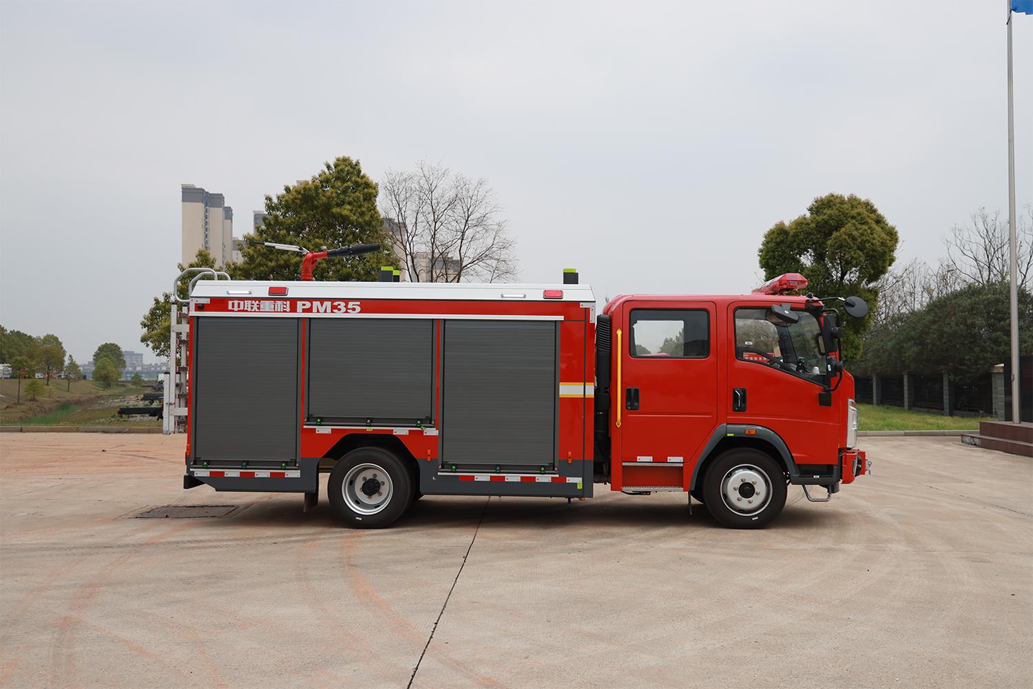 ZLF5110GXFPM35泡沫/水罐消防车_产品型号_产品段位_小类_应急装备_产品中心_9001cc金沙以诚为本